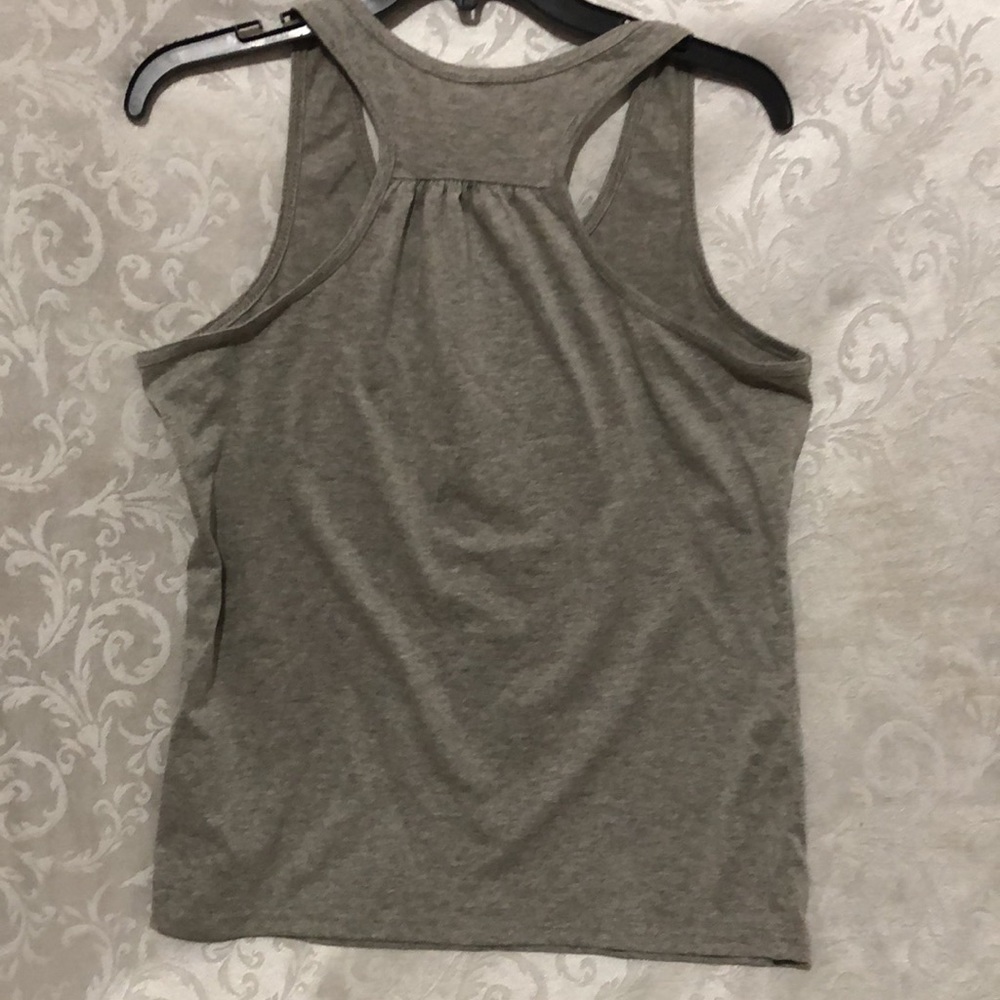 EUC Active Wear Softball Tunic Top Size Medium Women. Excellent Used Condition. - Picture 6 of 6